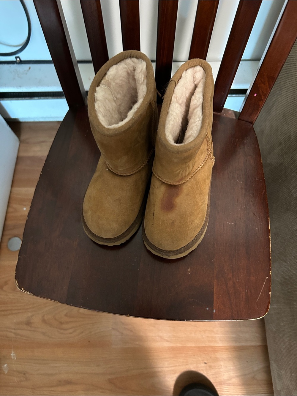 Kids Tan Shearling-Lined Winter Boots